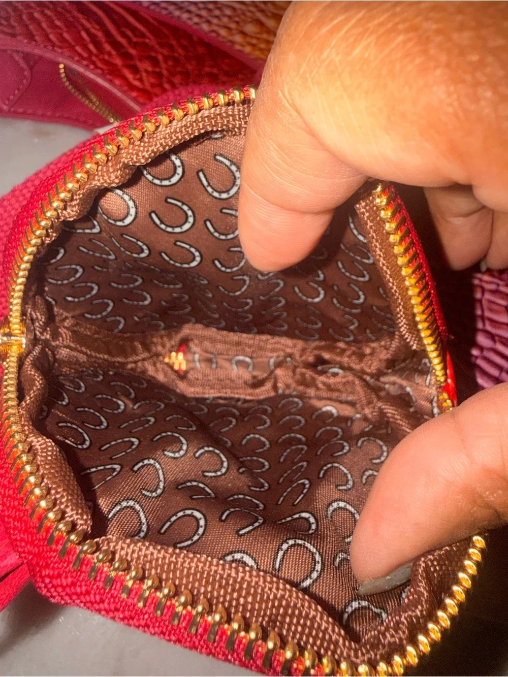 Zou Bisou Faux Croc Embossed Crossbody Bag w/Matching Pouch-NWT!! - Picture 11 of 11